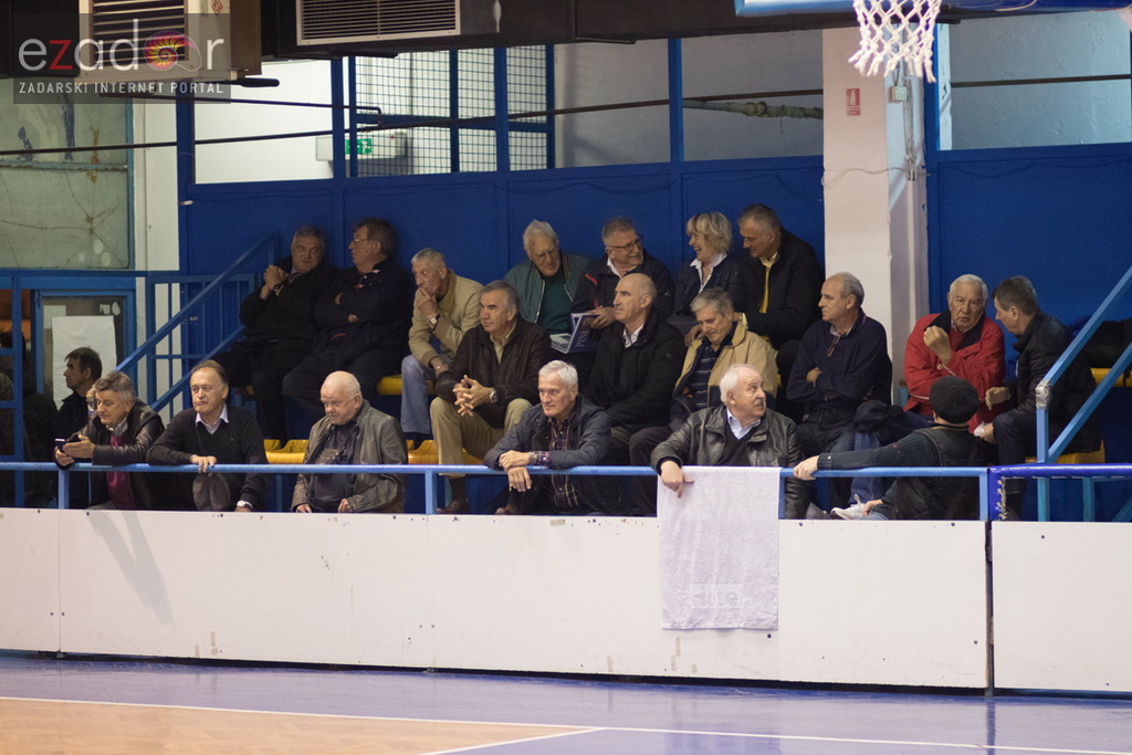 Fešta u povodu 80. rođendana Pina Giergie: Vetarani KK Zadar – Veterani KK Olimpija Fešta u povodu 80. rođendana Pina Giergie: Vetarani KK Zadar – Veterani KK Olimpija