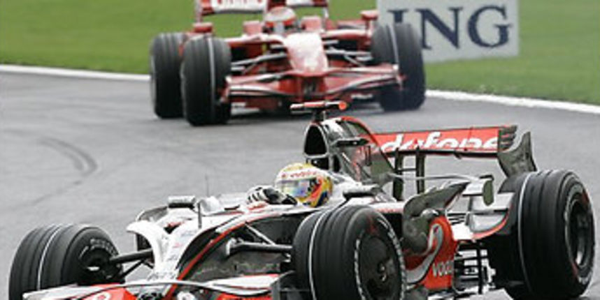 Lewis Hamilton (Foto: AP) Lewis Hamilton (Foto: AP)