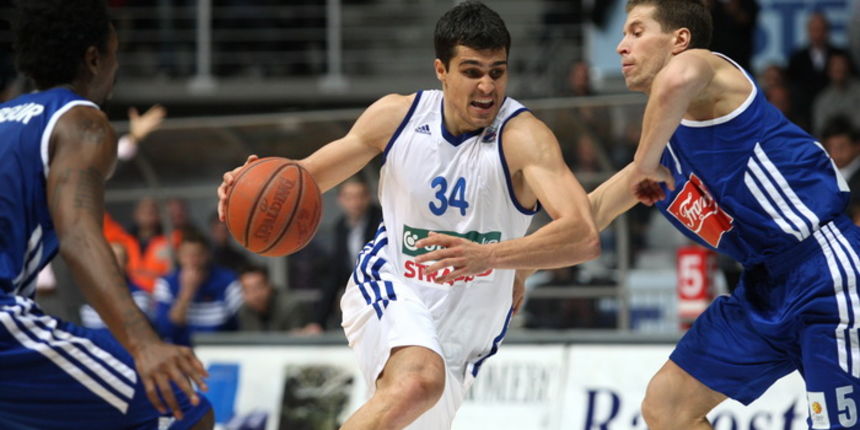 Zadar, 291211.
Dvorana na Visnjiku.
Kosarkaski Kup Kresimira Cosica.
Cetvrtfinale: Zadar – Cibona.
Na fotografiji: Goran Vrbanc, igrac Zadra.
Foto: Andrija Lucic / CROPIX