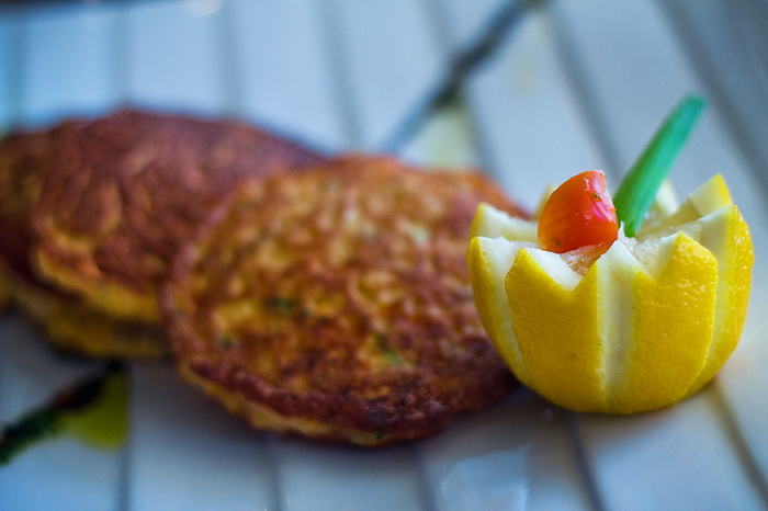 Restoran Bruschetta: Dani dimljenih i mariniranih Cromarisovih proizvoda (3) Restoran Bruschetta: Dani dimljenih i mariniranih Cromarisovih proizvoda (3)