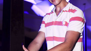 Subota u zagrebačkom Aquariusu protekla je u zagrijavanju za Moonsplash festival koji će se u zrćanskom Aquariusu održati od 11. do 13. kolovoza. Na Moonsplashu će nastupiti planetarne zvijezde elektroničke glazbe: Benny Benassi, Merk & Kremont, Dimitri V Subota u zagrebačkom Aquariusu protekla je u zagrijavanju za Moonsplash festival koji će se u zrćanskom Aquariusu održati od 11. do 13. kolovoza. Na Moonsplashu će nastupiti planetarne zvijezde elektroničke glazbe: Benny Benassi, Merk & Kremont, Dimitri V