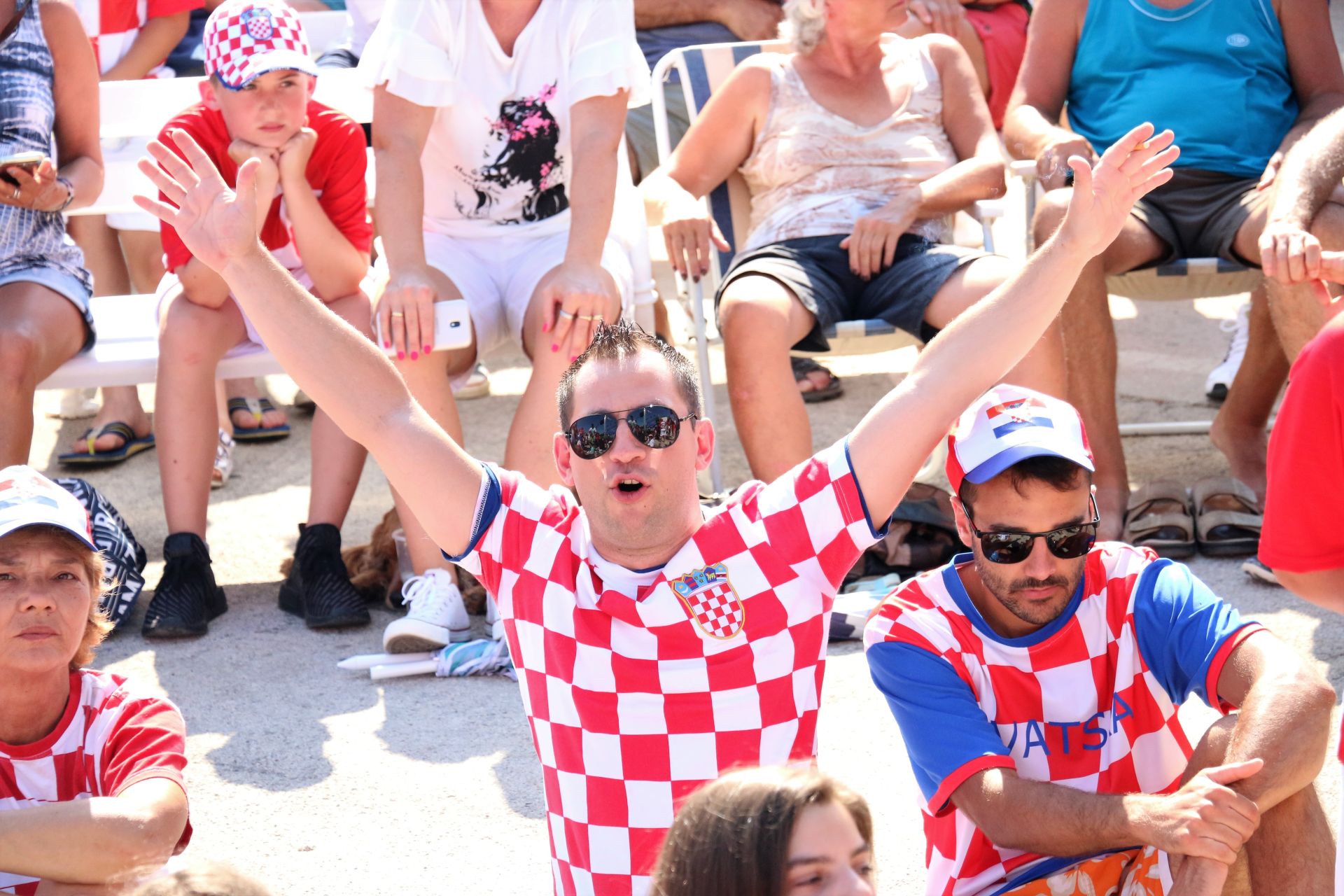 Na Viru se svim srcem navijalo za Vatrene