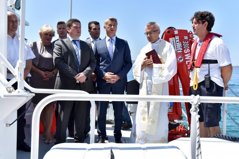 Preuzimanje nove brodice za traganje i spašavanje na moru Preuzimanje nove brodice za traganje i spašavanje na moru