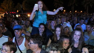 Virsko ljeto 2016: Dražen Zečić Zeko i Banana Band raspjevali i rasplesali Vir