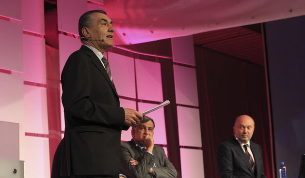 Rovinj, 220410.
Danas je u Rovinju otvorena Windays business konferencija, u organizaciji Microsoft Hrvatska i Jutarnjeg lista. Na otvorenje je dosla premijerka Jadranka Kosor.
Na fotografiji: Ivica Mudrinic.
Foto: Goran Sebelic / CROPIX