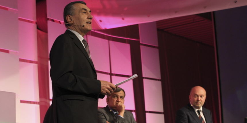 Rovinj, 220410.
Danas je u Rovinju otvorena Windays business konferencija, u organizaciji Microsoft Hrvatska i Jutarnjeg lista. Na otvorenje je dosla premijerka Jadranka Kosor.
Na fotografiji: Ivica Mudrinic.
Foto: Goran Sebelic / CROPIX