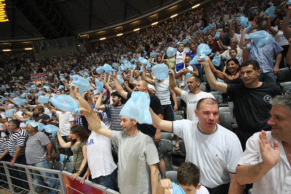 KK Zadar-KK Cibona (foto:Saša Čuka) KK Zadar-KK Cibona (foto:Saša Čuka)