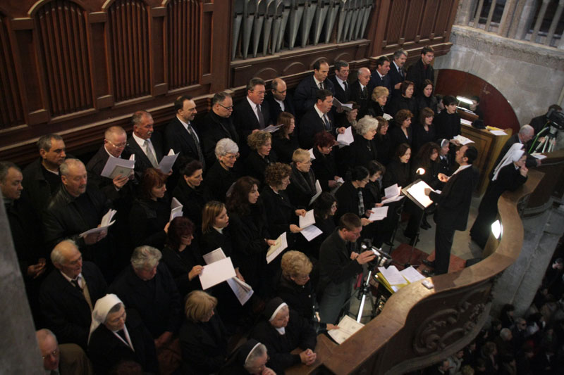 Posljednji ispraćaj nadbiskupa Marijana Oblaka