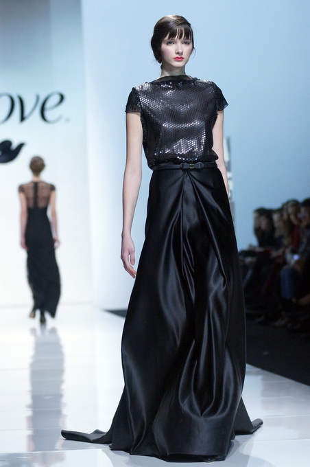 Zagreb, 150313.
Zagrebacki Velesajam.
Odrzana je treca vecer revije Perwoll Fashion.hr na kojoj su svoje kreacije predstavili Martina Felja, Morana Krklec, Young at Squat, Marina Design i Envy Room.
Na fotografiji: kreacije Envy Room.
Foto: Marko Todoro Zagreb, 150313.
Zagrebacki Velesajam.
Odrzana je treca vecer revije Perwoll Fashion.hr na kojoj su svoje kreacije predstavili Martina Felja, Morana Krklec, Young at Squat, Marina Design i Envy Room.
Na fotografiji: kreacije Envy Room.
Foto: Marko Todoro