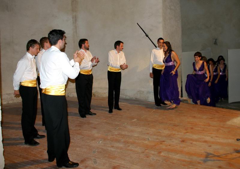 Image 1204757 (auto) Image 1204757 (auto)