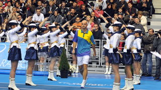 Osijek, 091210.
U osjeckoj dvorani Gradski vrt odigrat ce se humanitarni teniski spektakl, odnosno dvoboj Gorana Ivanisevica i Ivana Ljubicica. Cilj cijele manifestacije je humanitarnog karaktera. Prikupljena sredstva ici ce za pomoc pri lijecenju hrvats Osijek, 091210.
U osjeckoj dvorani Gradski vrt odigrat ce se humanitarni teniski spektakl, odnosno dvoboj Gorana Ivanisevica i Ivana Ljubicica. Cilj cijele manifestacije je humanitarnog karaktera. Prikupljena sredstva ici ce za pomoc pri lijecenju hrvats