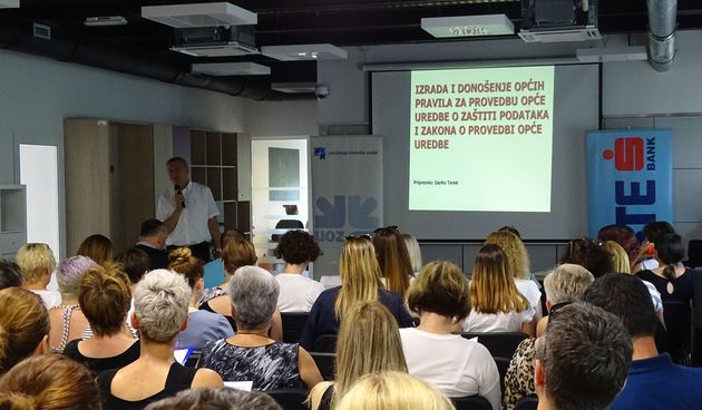 Obrtnici se educirali na besplatnim seminarima u organizaciji Udruženja obrtnika Zadar