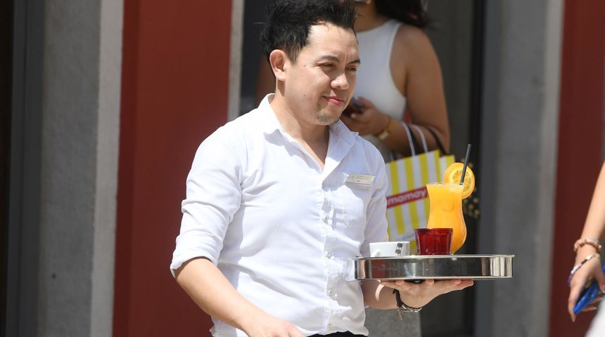 radnici konobar ugostiteljstvo radnici konobar ugostiteljstvo