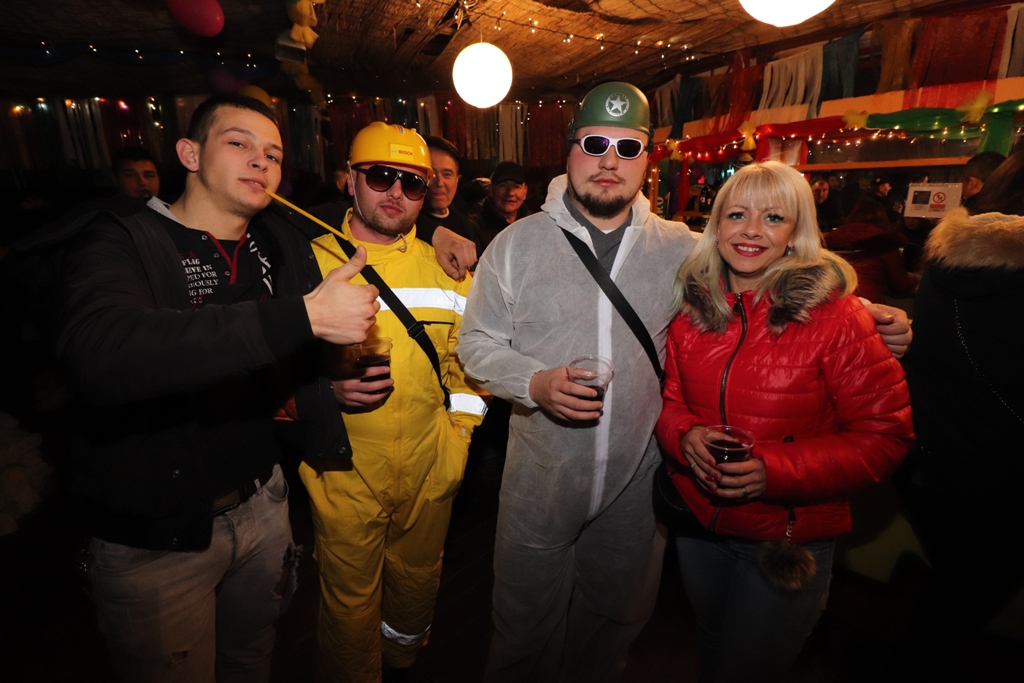 Cirkultura i Jasmin Stavros otvorili Maškare na Viru Cirkultura i Jasmin Stavros otvorili Maškare na Viru