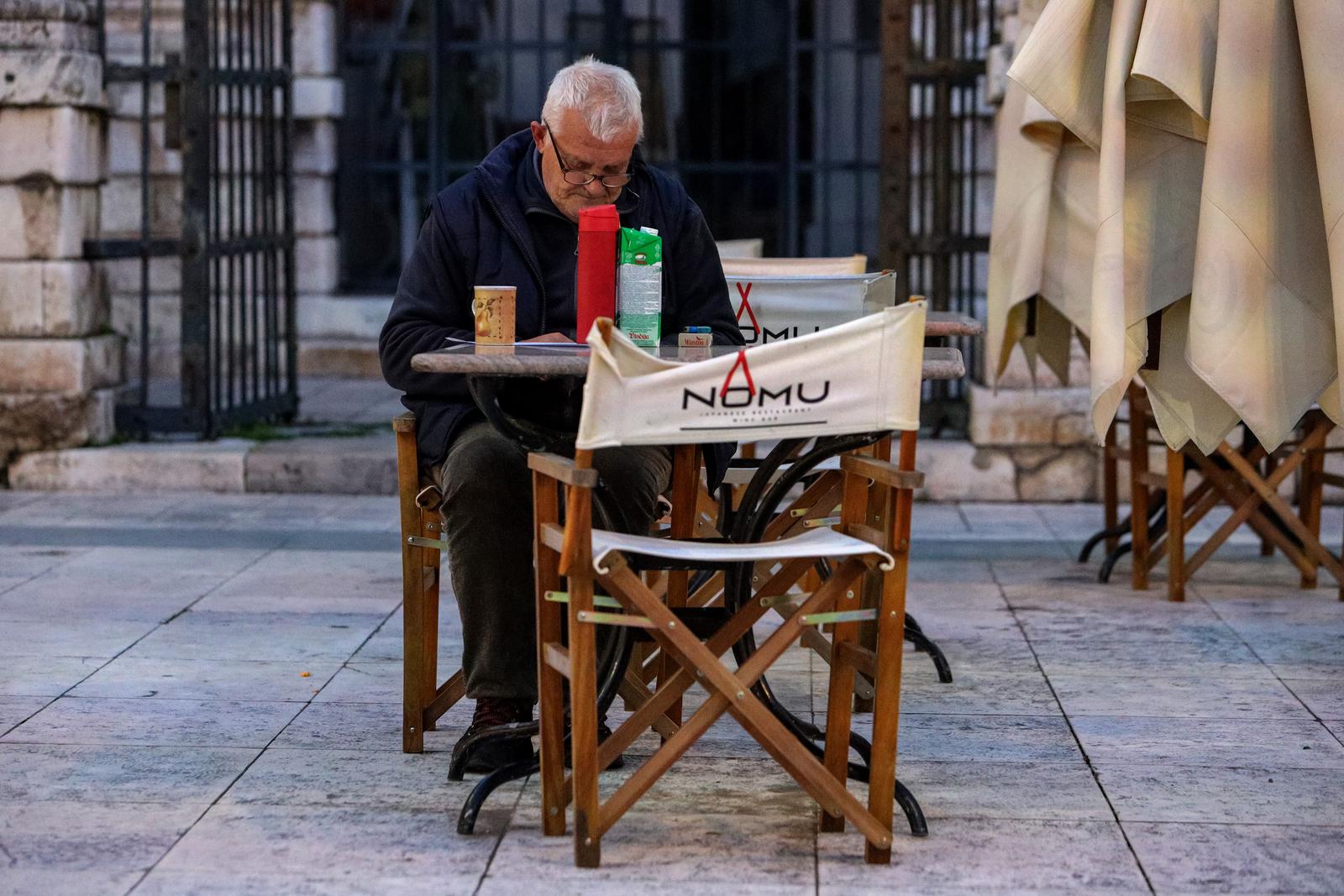 Blagdanske dekoracije u centru Zadra Blagdanske dekoracije u centru Zadra