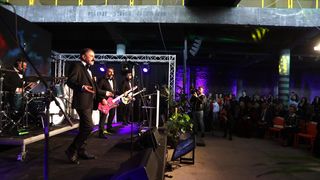 Let 3 nastupio na svečanom obilježavanju 50. obljetnice Sveučilišta u Rijeci Let 3 nastupio na svečanom obilježavanju 50. obljetnice Sveučilišta u Rijeci