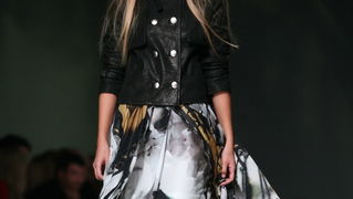 Zagreb, 300911.
Zagrebacki velesajam.
Modna revija Dove Fashion.hr proljece – ljeto 2012.
Na slici: revija Mischel Benoni.
Foto: Biljana Gaurina / CROPIX Zagreb, 300911.
Zagrebacki velesajam.
Modna revija Dove Fashion.hr proljece – ljeto 2012.
Na slici: revija Mischel Benoni.
Foto: Biljana Gaurina / CROPIX