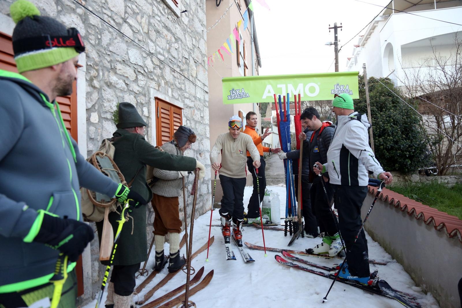 Skijaški spektakl u Velom Ižu: Pripreme za utrku “Iška kraljica”
