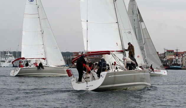 Zadar, 140211.
Na Valentinovo se odrzala regata u kojoj se 10-ak jedrilica natjecalo ispred biogradske rive. Organizator je jedrilicarski klub Biograd.
Foto: Vladimir Ivanov / CROPIX