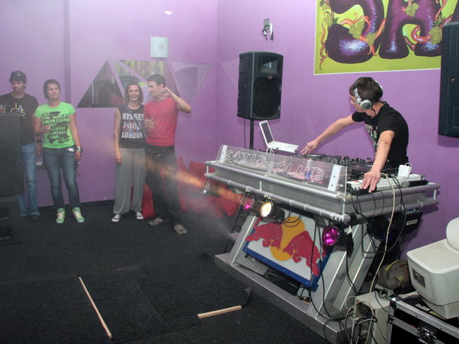 DJ Andrologic u klubu Satir 26. lipnja 2010.