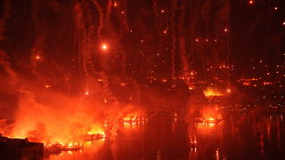 Split, 130211.
Povodom roslave 100og rodjendana Hajduka tocno u ponoc ispaljene su ralete iznad grada cime se docekala 100 godisnjica omiljenog splitskog kluba.
Foto: Paun Paunovic / CROPIX Split, 130211.
Povodom roslave 100og rodjendana Hajduka tocno u ponoc ispaljene su ralete iznad grada cime se docekala 100 godisnjica omiljenog splitskog kluba.
Foto: Paun Paunovic / CROPIX