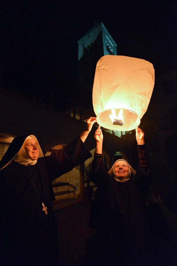 U klaustru samostana sv. Marije i zadarske benediktinke su sudjelovale u akciji “Zaželi ljubav”. Foto: Iva Perinčić U klaustru samostana sv. Marije i zadarske benediktinke su sudjelovale u akciji “Zaželi ljubav”. Foto: Iva Perinčić