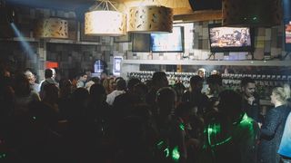 Jurica Pađen & Aerodrom u Maraschino baru; foto Iva Perinčić Jurica Pađen & Aerodrom u Maraschino baru; foto Iva Perinčić