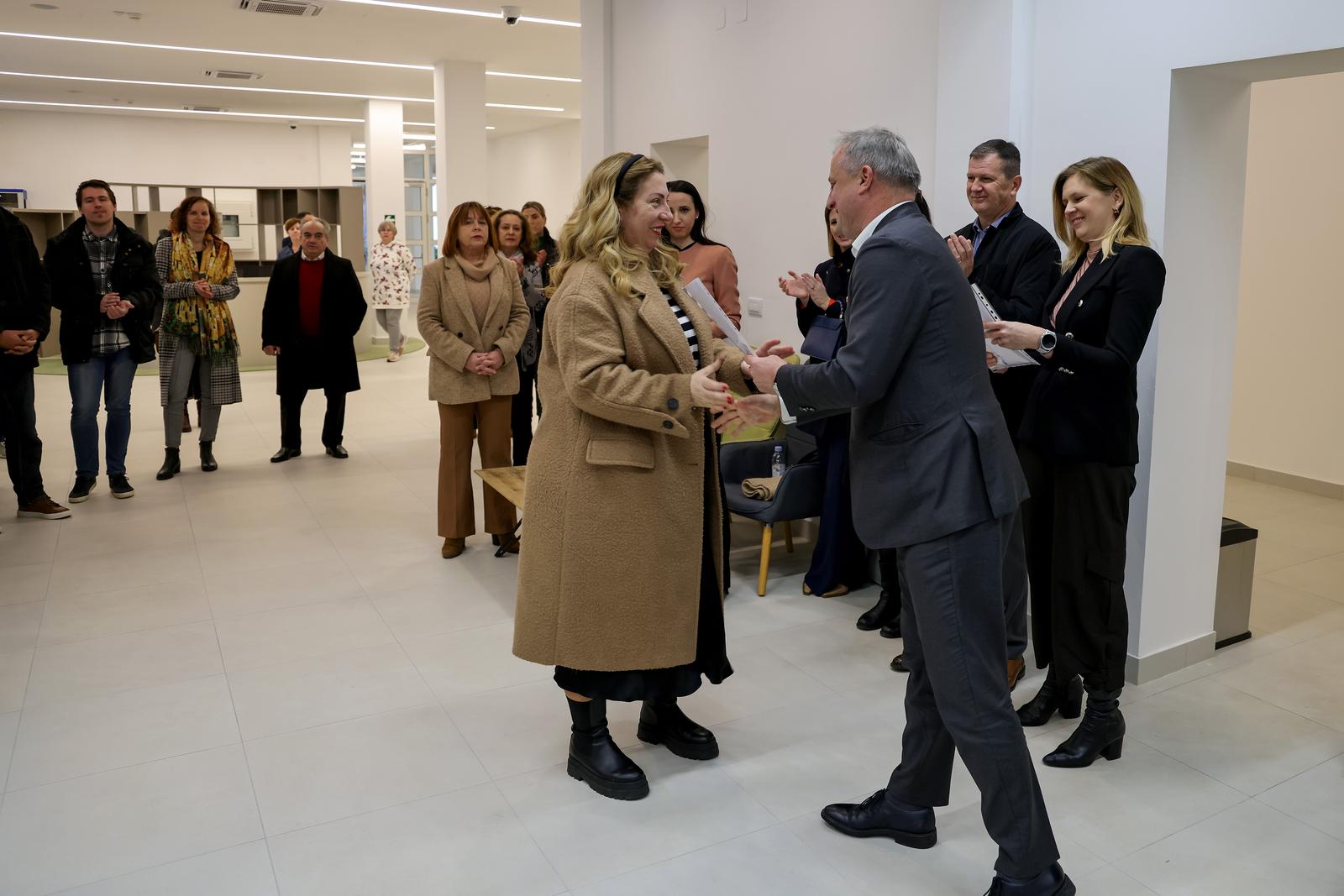 Uručenje ugovora udrugama i organizacijama @ Centar za mlade