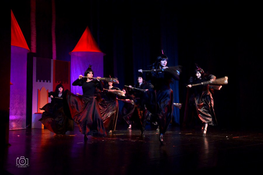 Plesna udruga Gesta: Bajka.hr