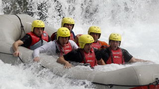 Obrovac, 300411.
6. hrvatska rafting regata Zrmanja 2011. ove godine odrzana je 29. i 30. travnja na rijeci Zrmanji. Organizator regate je Riva rafting centar d.o.o., putnicka agencija iz Obrovca, a suorganizatori su Hrvatski kajakaski savez, Hrvatska tur