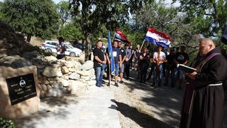 Koracima nade u istinu