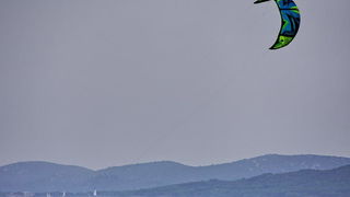 Kiteri i surferi uživali u jakom jugu