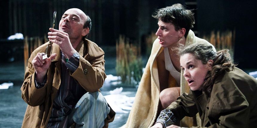 Predstava Črna mati zemla