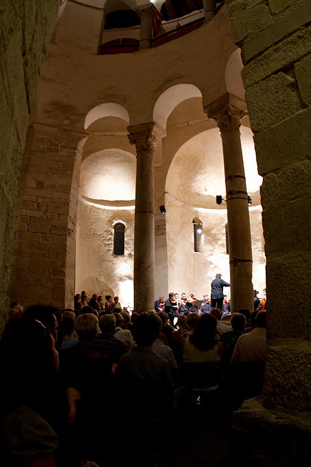 Hrvatska komorna filharmonija, Mak Grgić i Franko Božac u crkvi Sv. Donata, foto: L. Banić