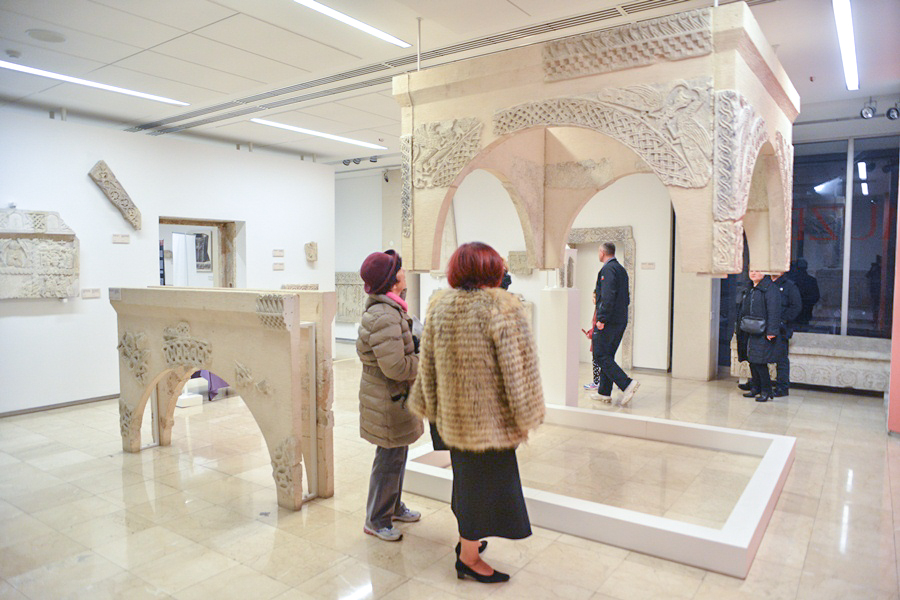 Arheološki muzej Zadar ilustracija. 11. Noć muzeja u Zadru, foto-Iva Perinčić Arheološki muzej Zadar ilustracija. 11. Noć muzeja u Zadru, foto-Iva Perinčić