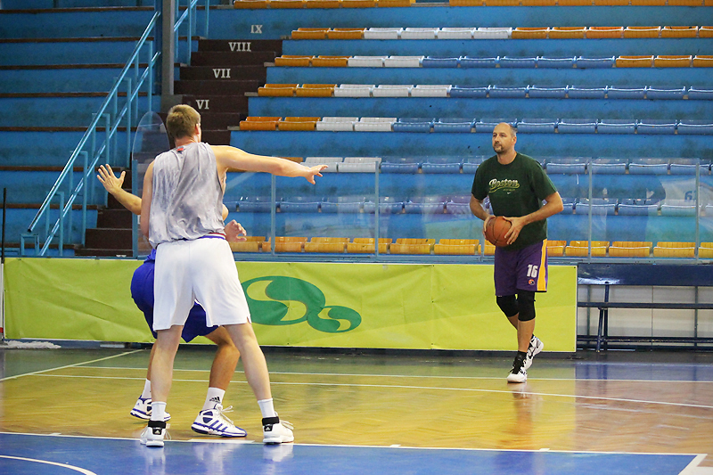 Jazine: Dino Radja trenirao s igracima Zadra, foto: Sasa Cuka Jazine: Dino Radja trenirao s igracima Zadra, foto: Sasa Cuka