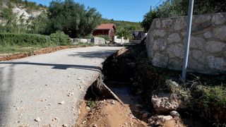 Katastrofalne posljedice bujične poplave u Mekoj Dragi Katastrofalne posljedice bujične poplave u Mekoj Dragi