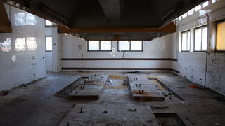 Devastirana bivša vojna baza Šepurine, Foto: Iva Idassa Devastirana bivša vojna baza Šepurine, Foto: Iva Idassa