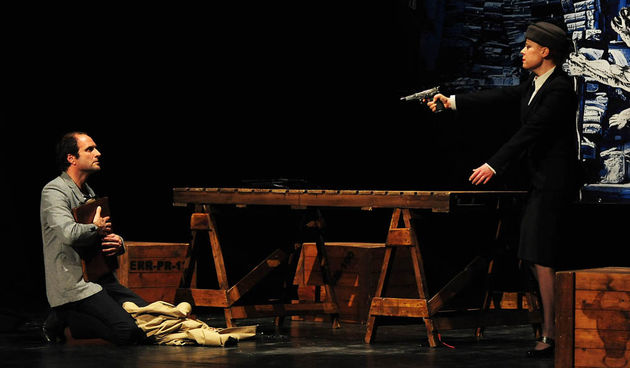 Zadar, 24.04.2013. snimio: Nenad Marčev 
dramska pretplata 
Kazalište PLAYDRAMA, Split 
Jeffrey Hatcher 
PICASSO 
redateljica: Nenni Delmestre 
igraju: Elvis Bošnjak, Lana Helena Hulenić 
Velika dvorana HNK Zadar