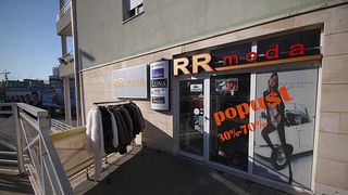 RR moda , Polačišće 9 (foto:Saša Čuka) RR moda , Polačišće 9 (foto:Saša Čuka)