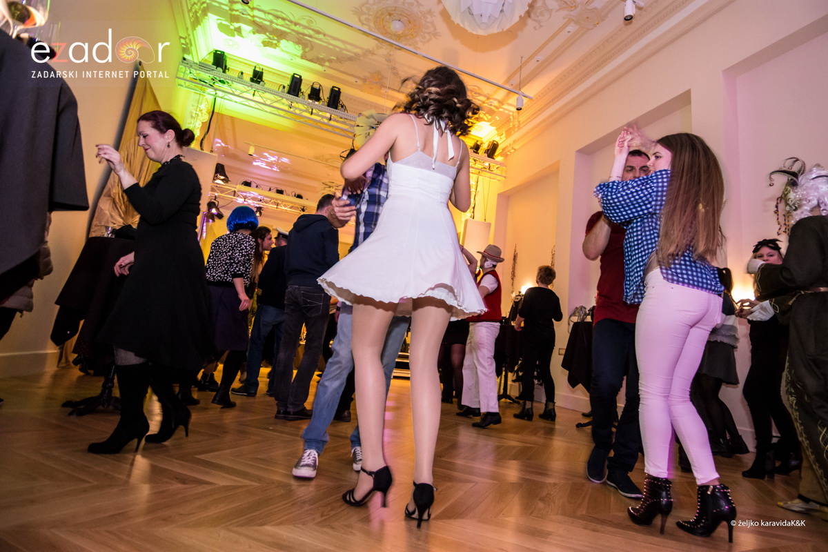 Karneval u Kneževoj palači: Salsa Sandunga i biranje najbolje maske Karneval u Kneževoj palači: Salsa Sandunga i biranje najbolje maske