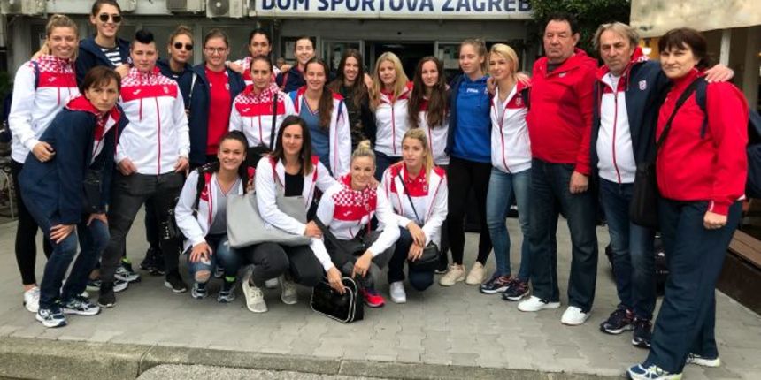 Ženska rukometna reprezentacija Ženska rukometna reprezentacija