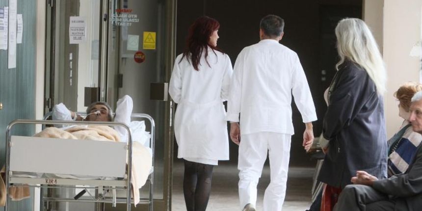 Bolnica, Liječnici Bolnica, Liječnici