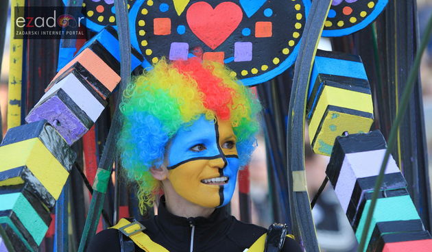 Maškarana povorka Velike Bake u Murteru