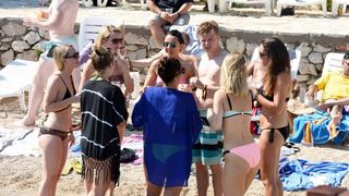 Tisno: Početak Garden Festivala napunio plaže turistima iz cijele Europe, Photo: Hrvoje Jelavic/PIXSELL Tisno: Početak Garden Festivala napunio plaže turistima iz cijele Europe, Photo: Hrvoje Jelavic/PIXSELL