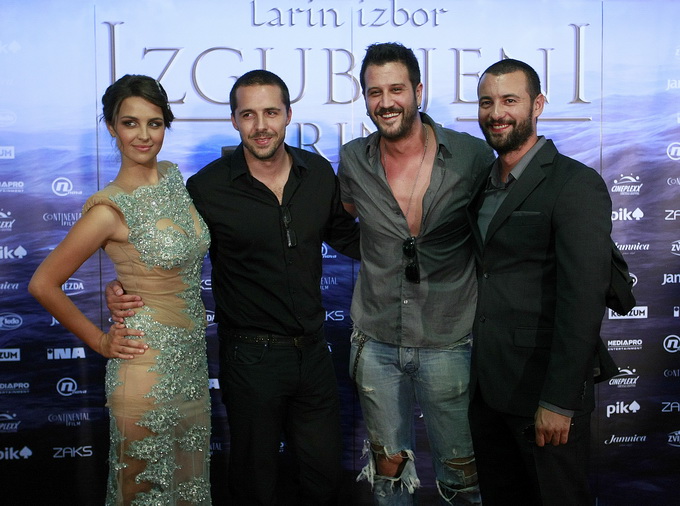 Zagreb, 260612.
Kaptol centar.
Veceras je u Cineplexxu odrzana premjiera filma Larin izbor – zgubljeni princ. 
Na fotografiji: Doris Pincic, Filip Juricic, Mladen Vulic i Ivan Herceg.
Foto: Ronald Gorsic / CROPIX