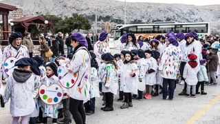 Paški zimski karneval 2017.- Maškarane skupine u karnevalskoj povorci Paški zimski karneval 2017.- Maškarane skupine u karnevalskoj povorci