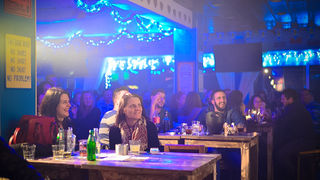 Ivan Šarić u Famous baru