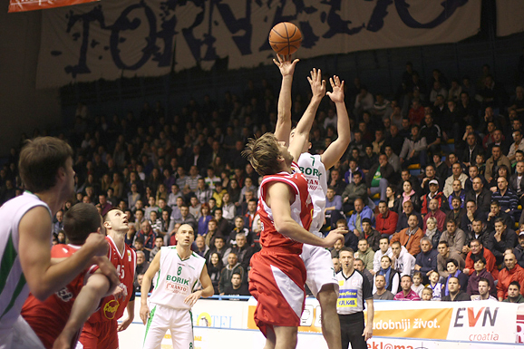 KK Borik Puntamika – KK  Cedevita 89-92