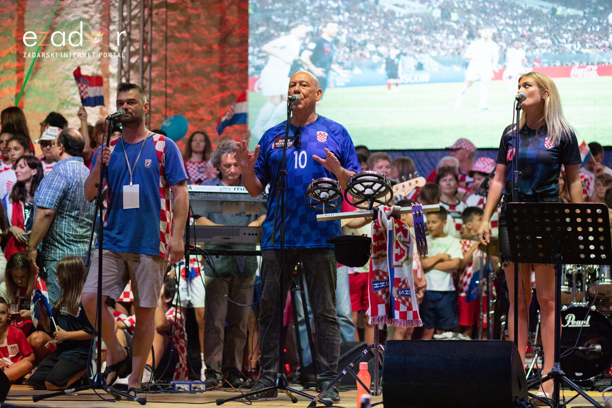 Veličanstven doček četvorice zadarskih Vatrenih Veličanstven doček četvorice zadarskih Vatrenih